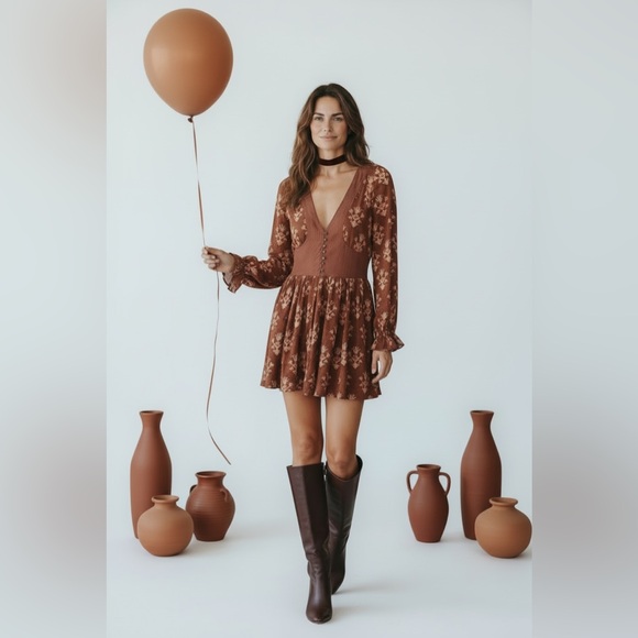 Ecote Dresses & Skirts - Ecote Long Sleeve Floral Dress in Brown